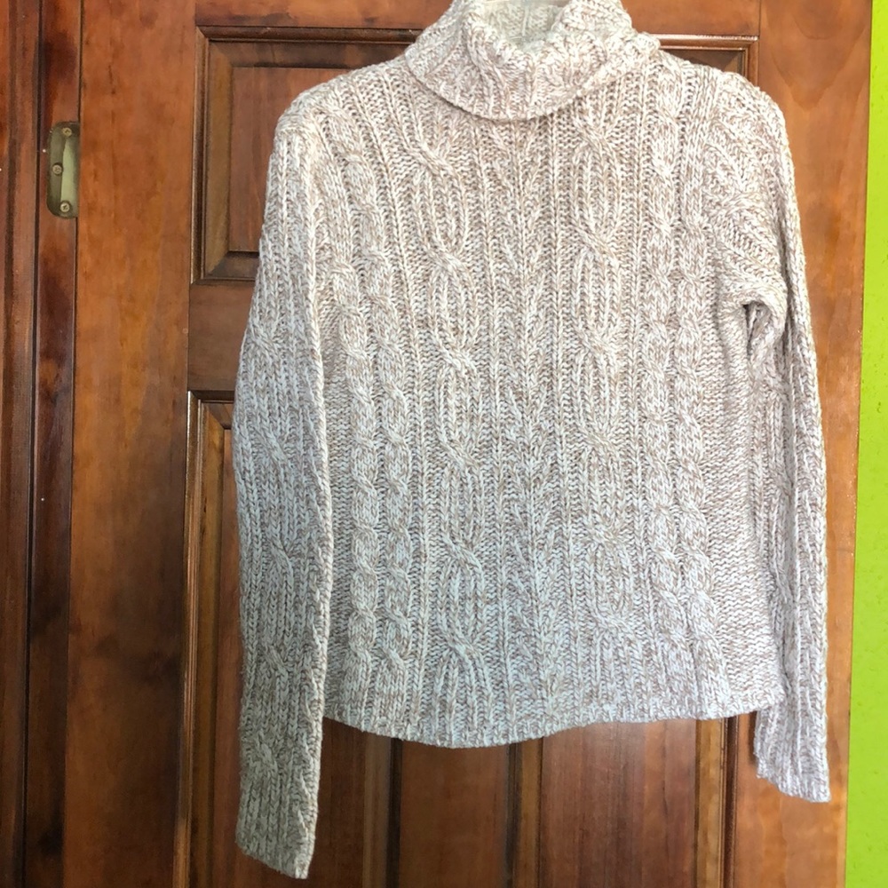 St. john’s Bay cable knit fisherman’s sweater